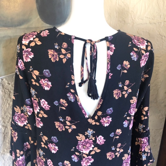 Forever 21 flower print blouse/size M - Picture 4 of 5